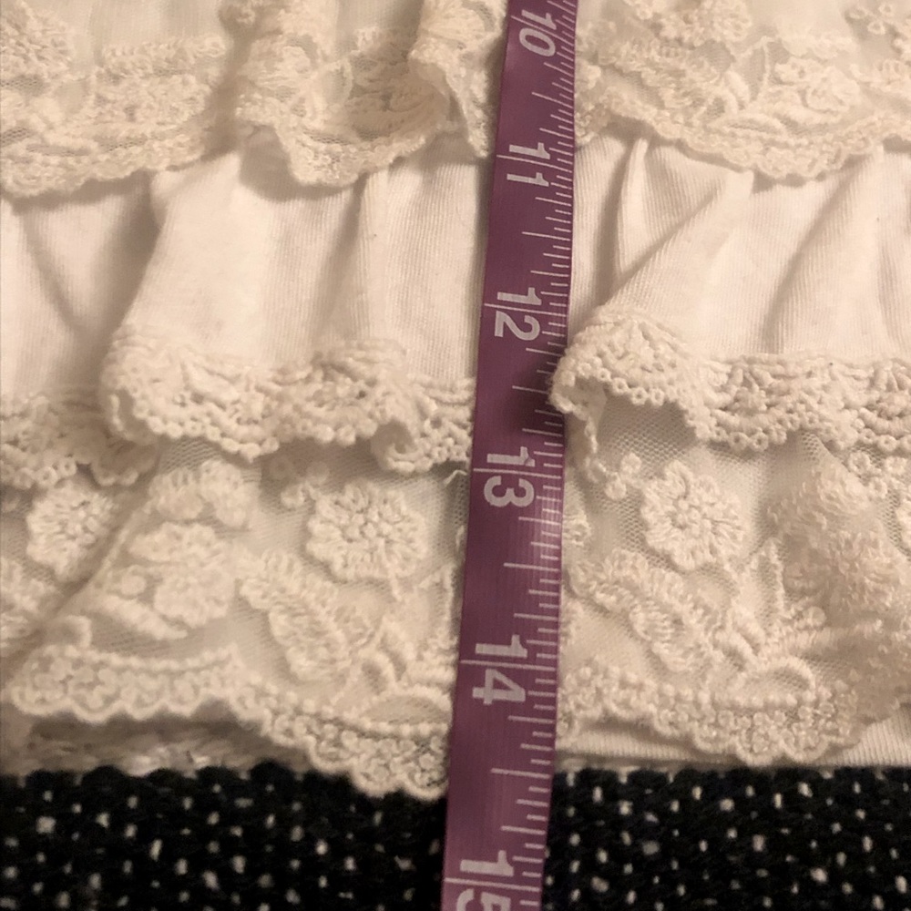 Hollister White Ruffle Lace Tank Top - Picture 6 of 9